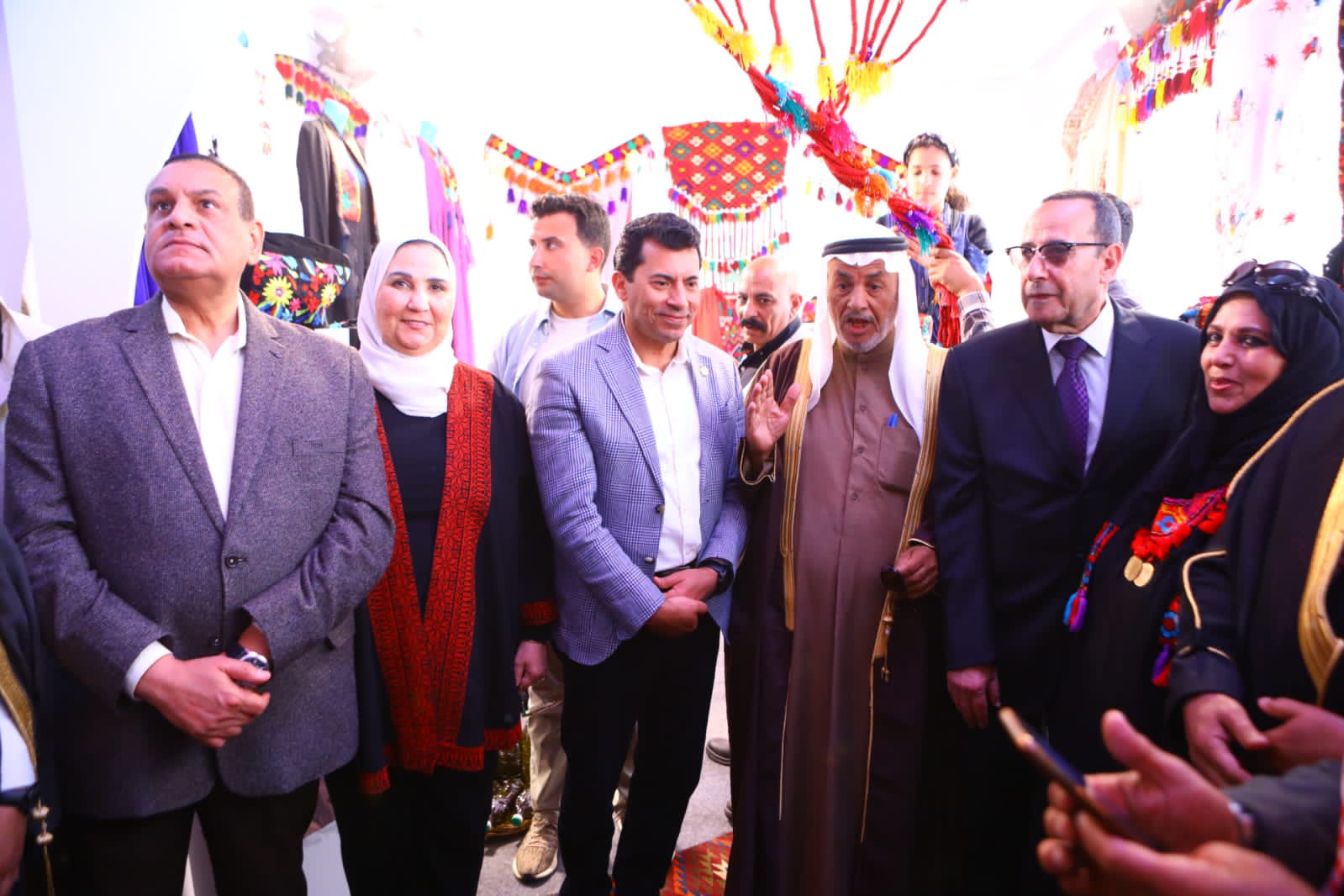   وزيرة التضامن تفتتح معرض المنتجات التراثية واليدوية