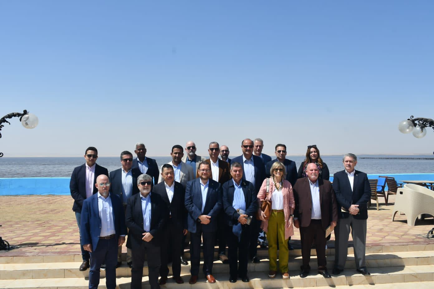 محافظ الفيوم يستعرض مشروعات حياة كريمة