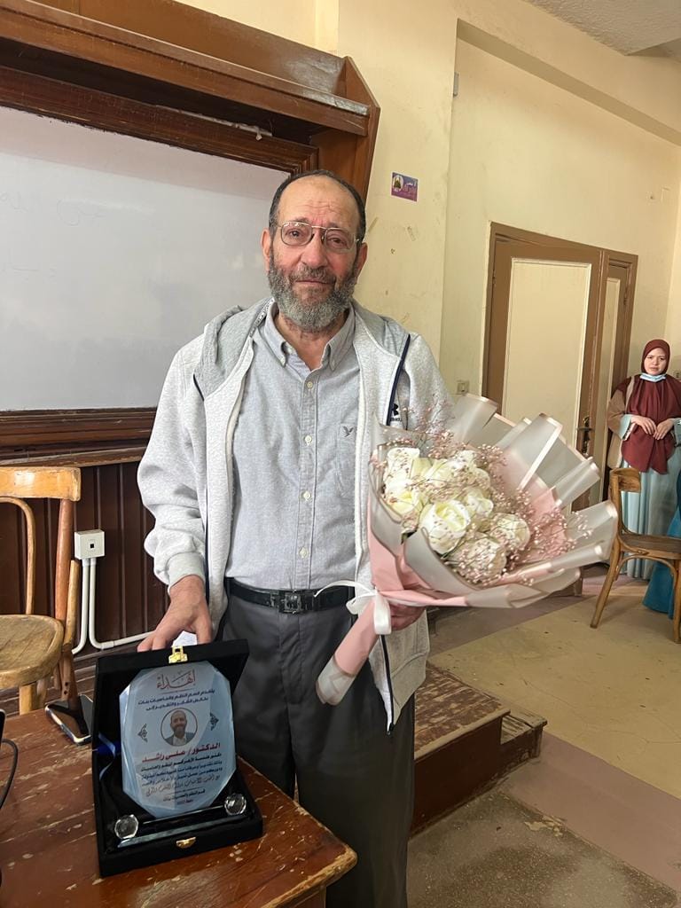 استاذ الهندسة بالأزهر