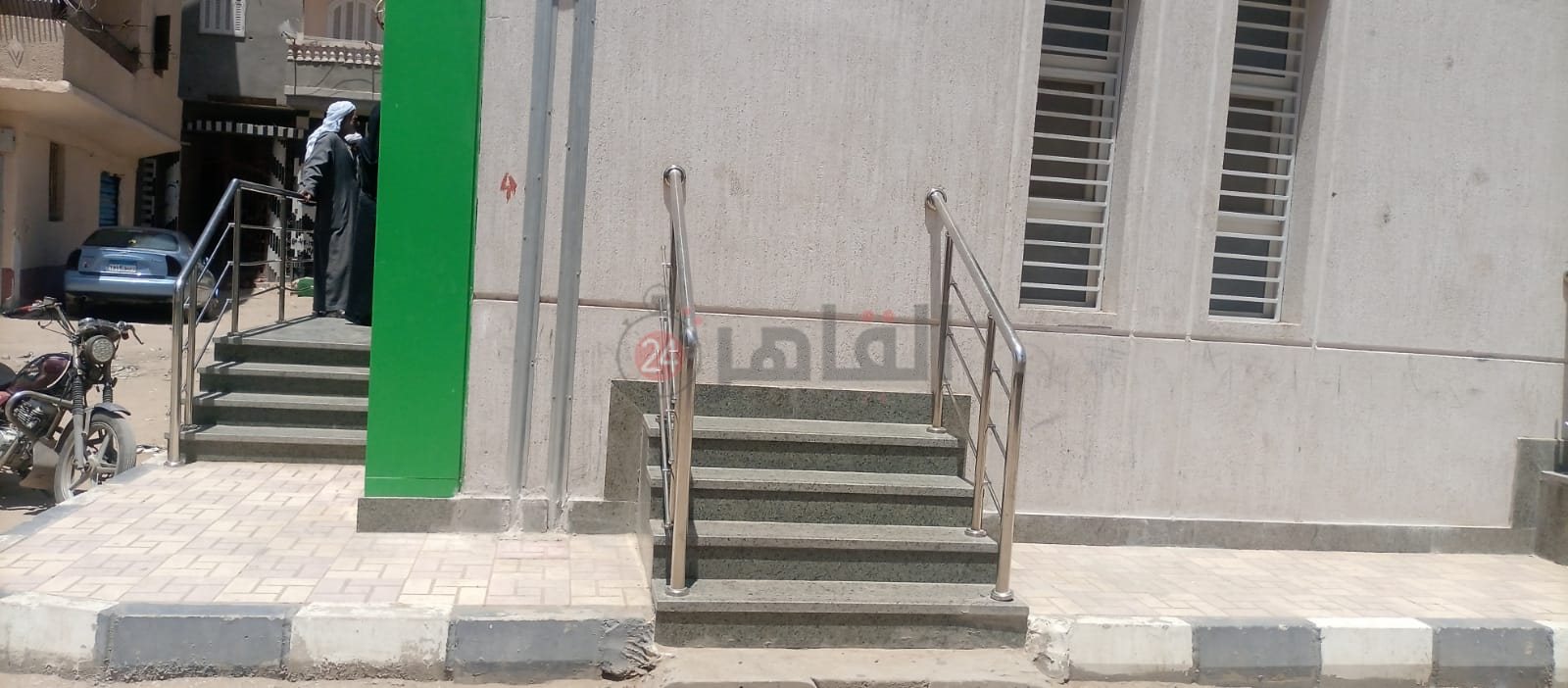 سلم بريد الشرقية المسدود 03