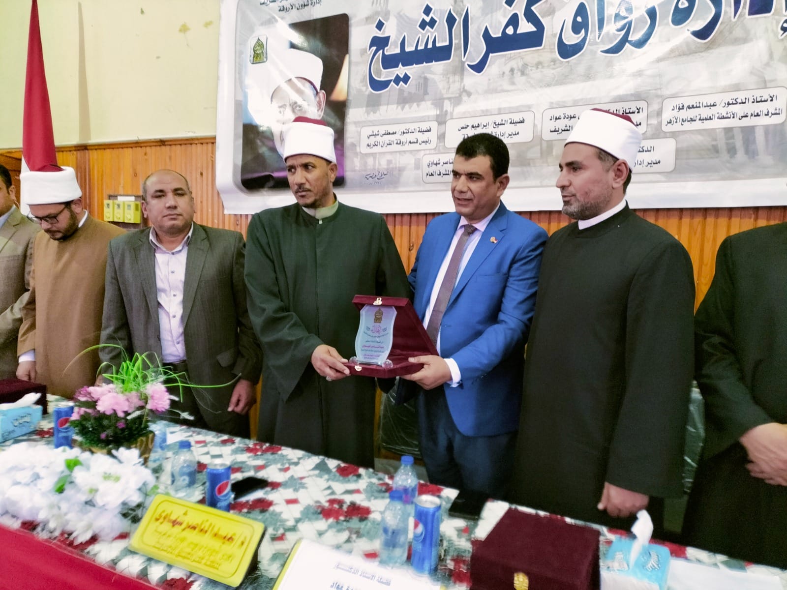 الجامع الأزهر يكرم 56 حافظا من الدارسين برواق القرآن الكريم بكفر الشيخ