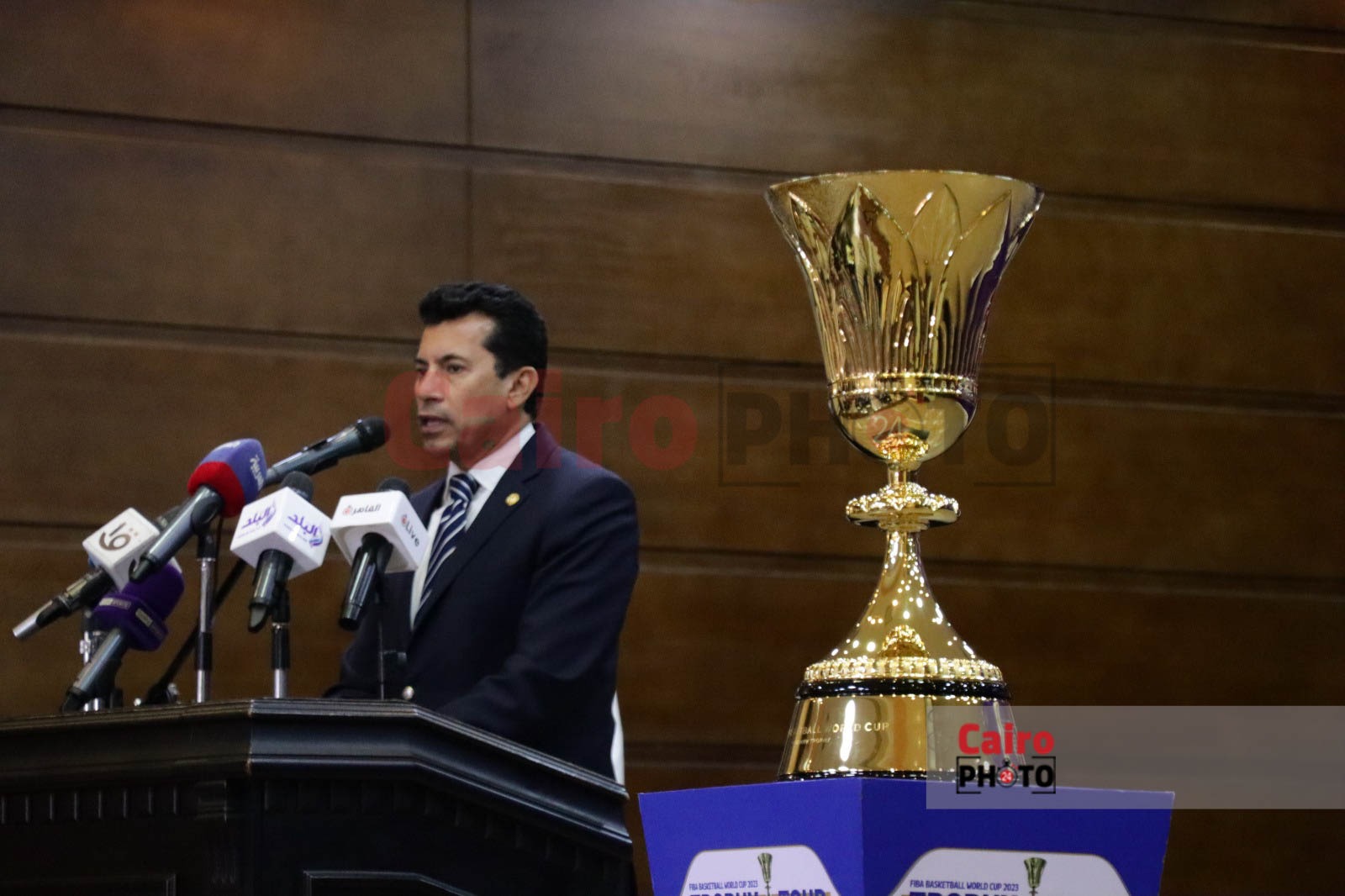 المؤتمر الصحفي الخاص بزيارة كأس العالم لكرة السلة إلى القاهرة (16)