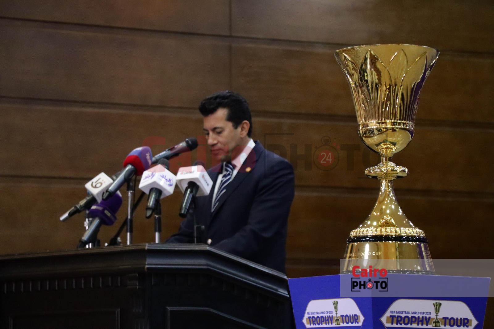 المؤتمر الصحفي الخاص بزيارة كأس العالم لكرة السلة إلى القاهرة (20)