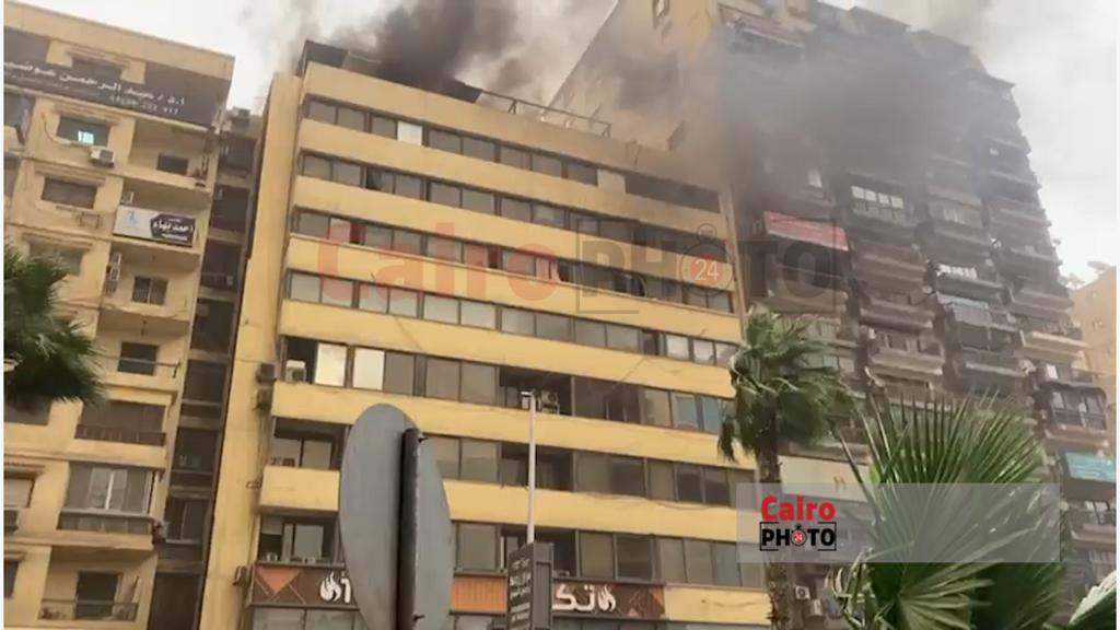 حريق بالطابق الأخير بشركة أمريكانا بالمهندسين