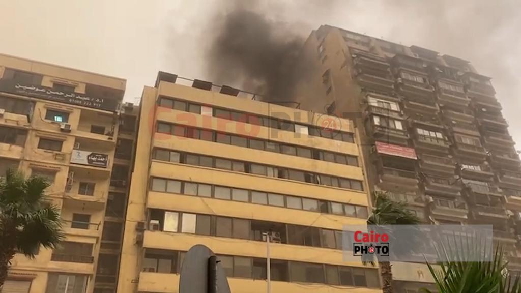 حريق بالطابق الأخير بشركة أمريكانا بالمهندسين