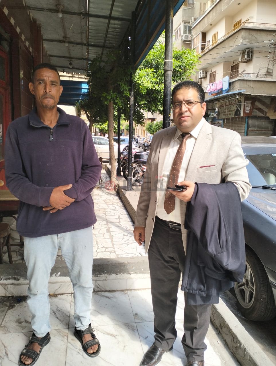 الدفاع مع والد الطفل