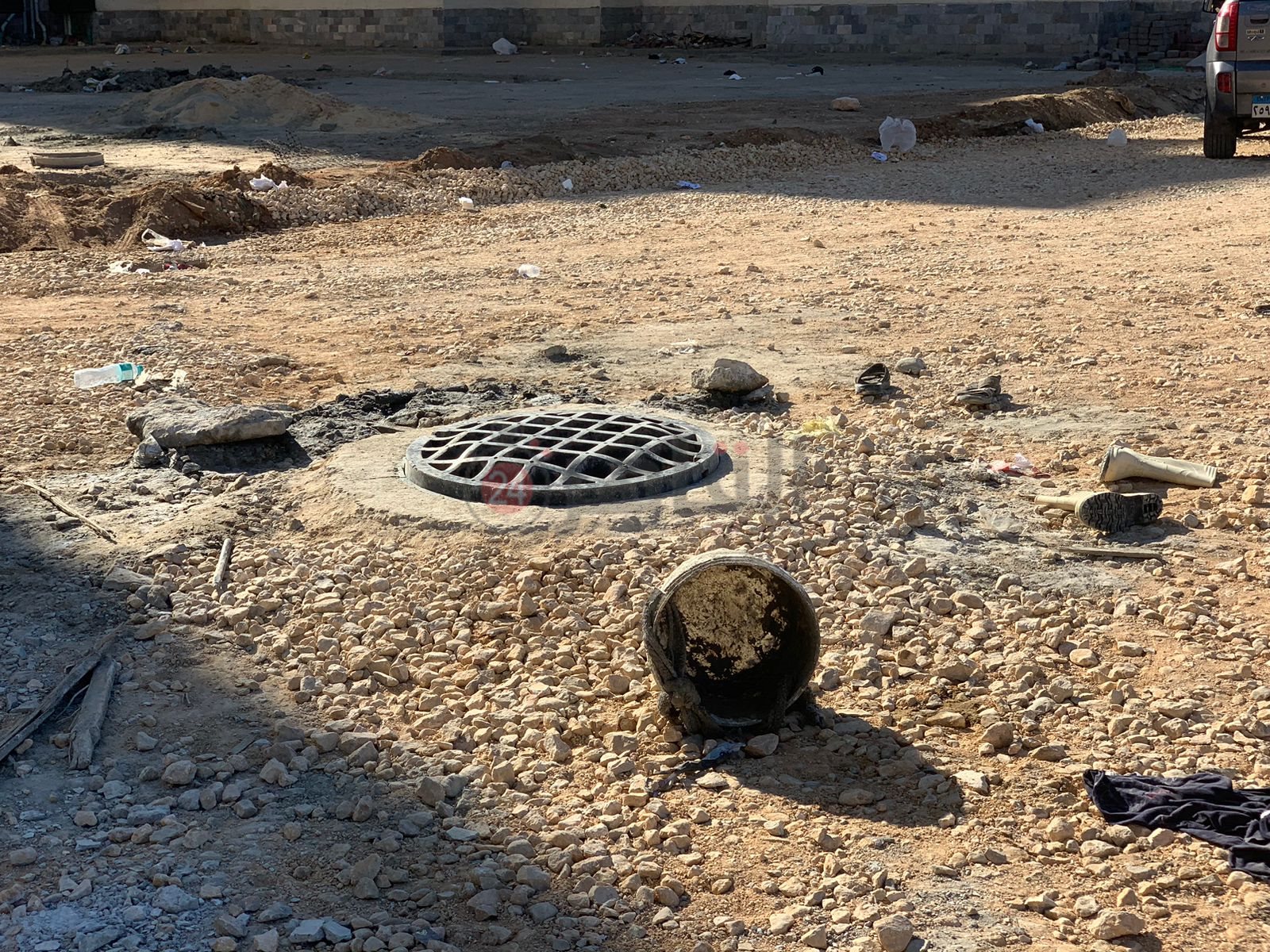 مصرع عامل واصابة 4 آخرين إثر السقوط في بالوعة صرف2