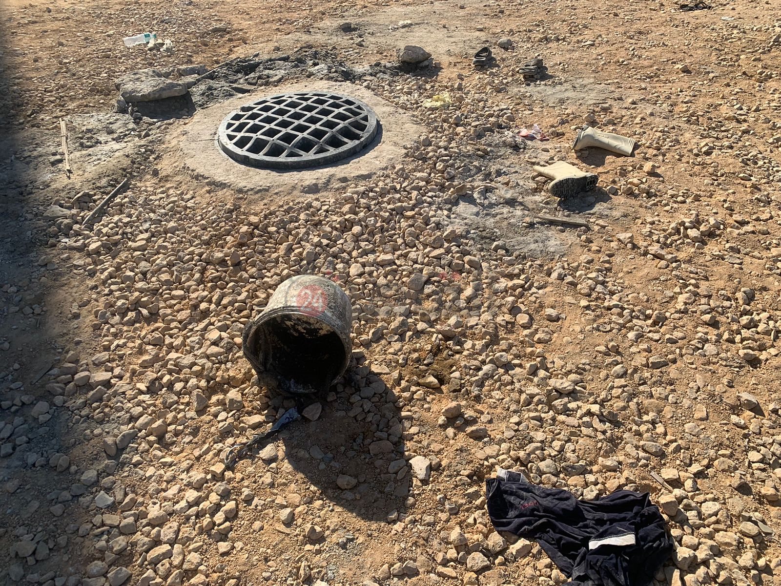 مصرع عامل واصابة 4 آخرين إثر السقوط في بالوعة صرف 