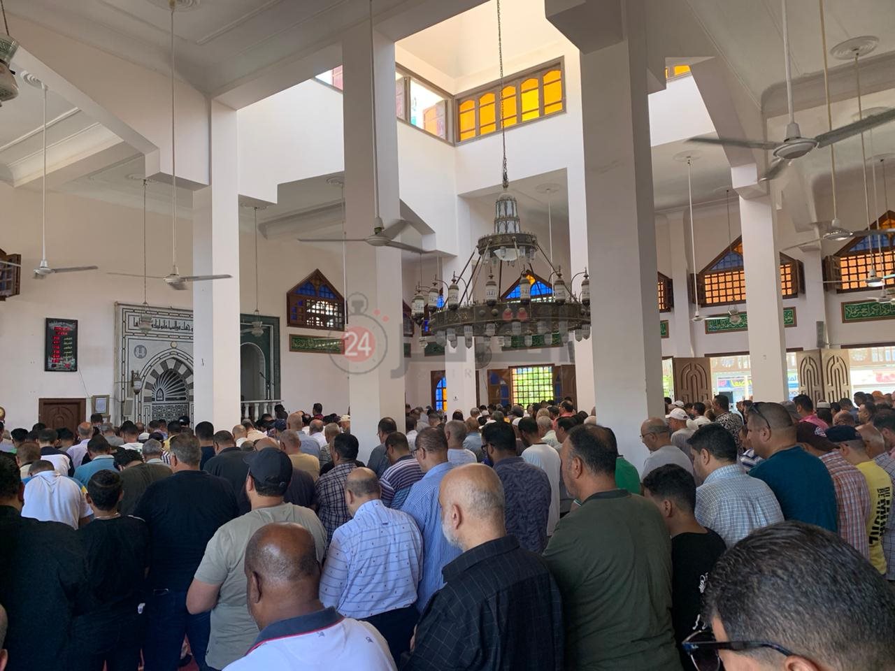 تشييع جثمان الفنان المسرحي محمود سأسأ1