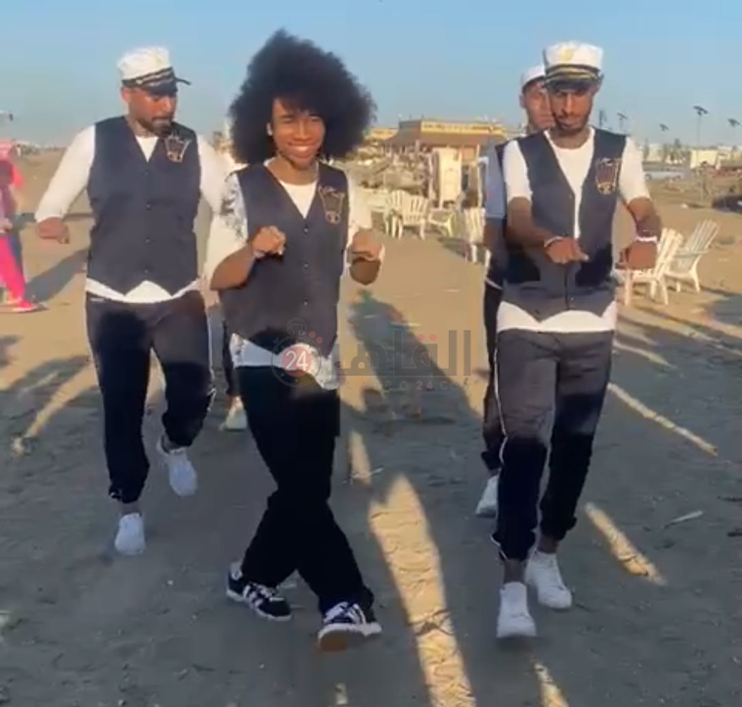 التيك توكر الالماني نويل روبيسون ببورسعيد1