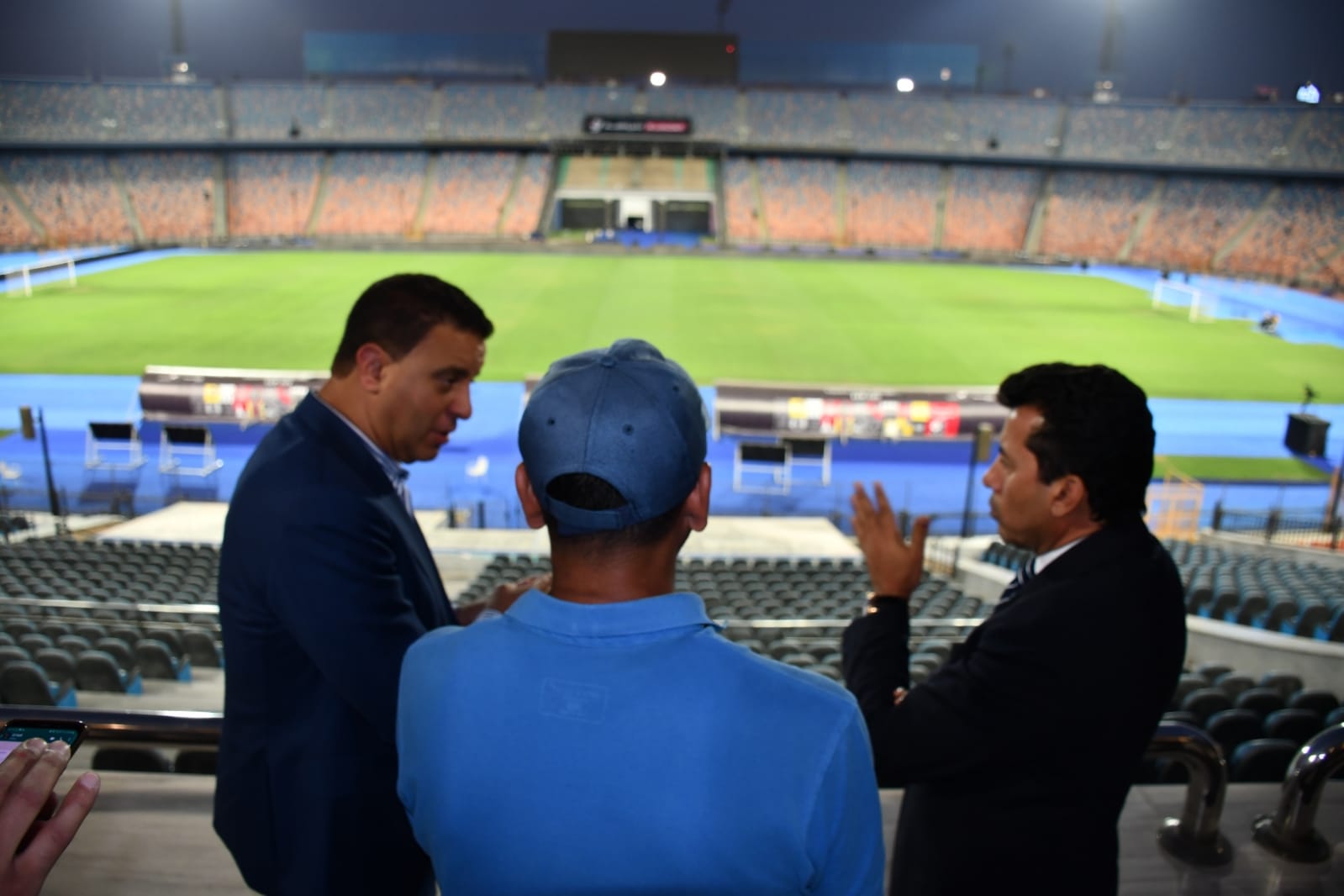 تفقد وزير الرياضة لـ استاد القاهرة قبل مباراة القمة (12)