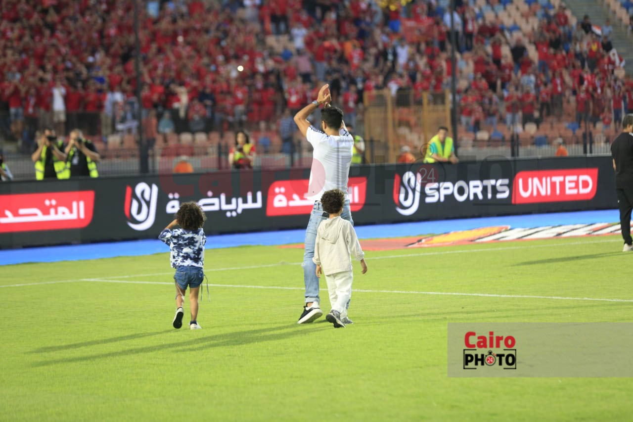 أيمن أشرف (1)