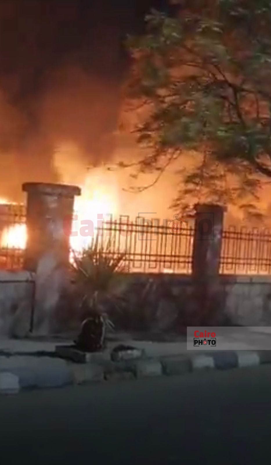 حريق معبد الكرنك2