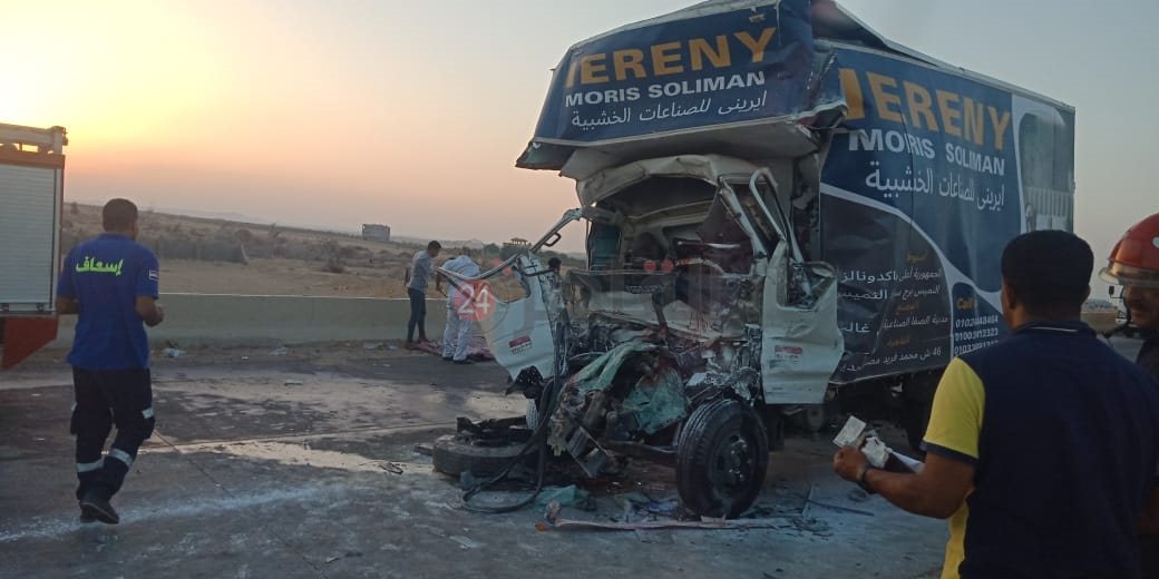 مصرع شخصين وإصابة آخر في حادث تصادم بالفيوم