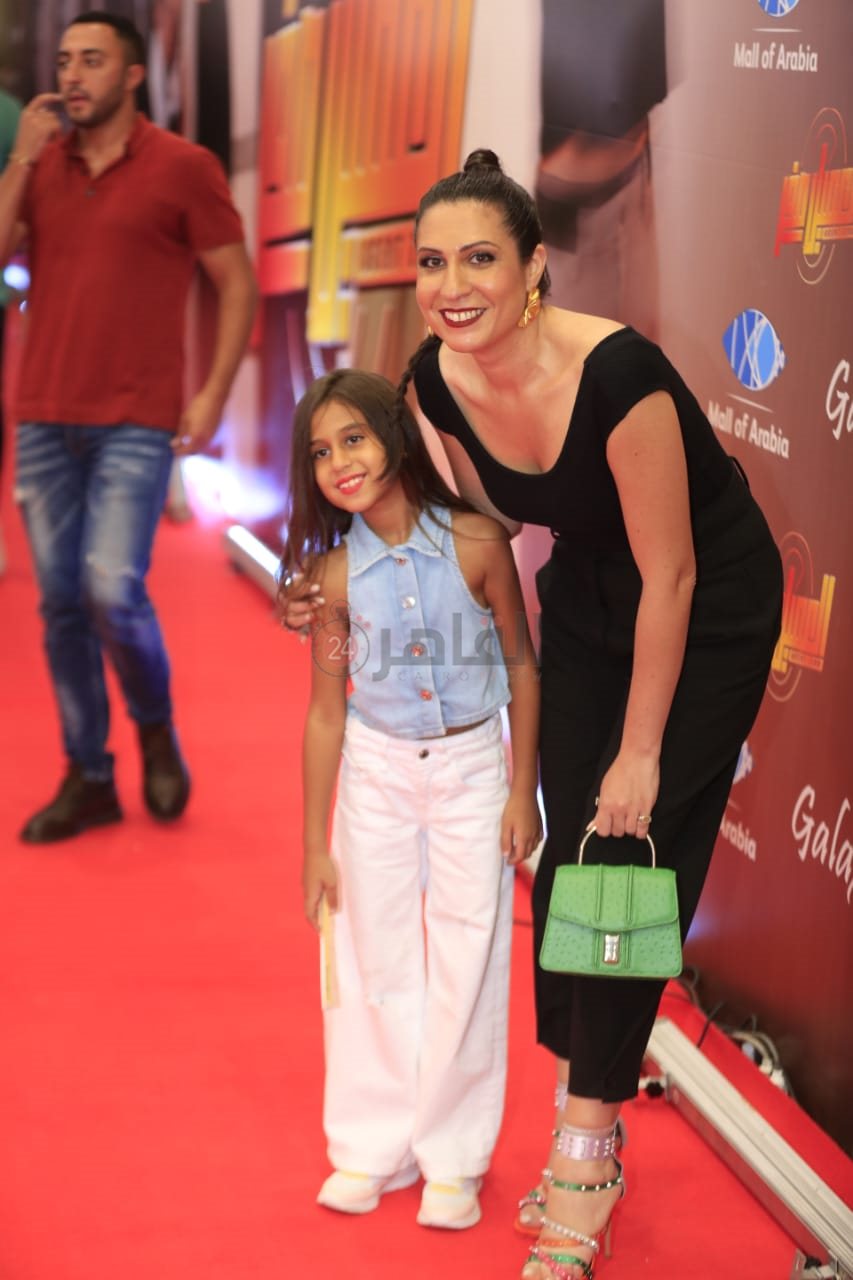 45655132-3f61-41c3-8a33-a17ac8d0856f