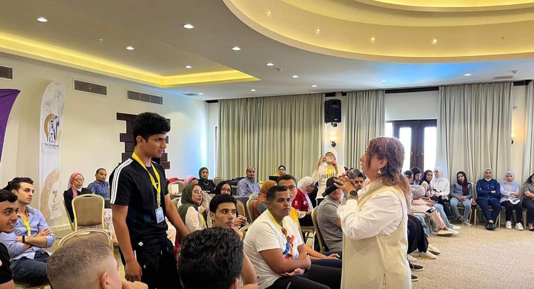 طلاب سياحة وفنادق الإسكندرية يشاركون فى معسكر القومي للمرأة 