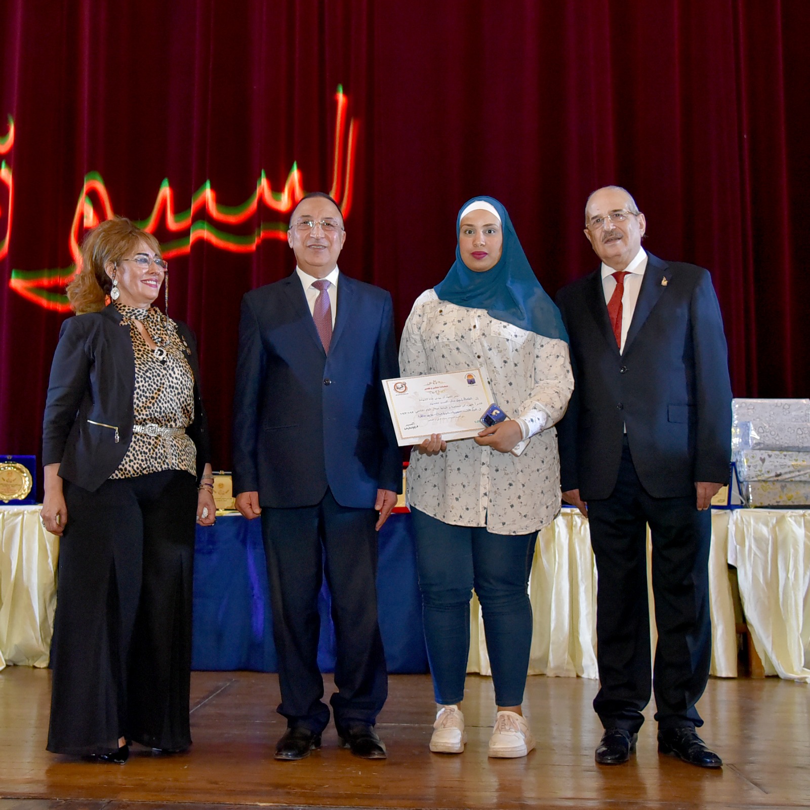 محافظ الإسكندرية يكرم أوئل الشهادات الثانوية وابطال ذوي الهمم 3