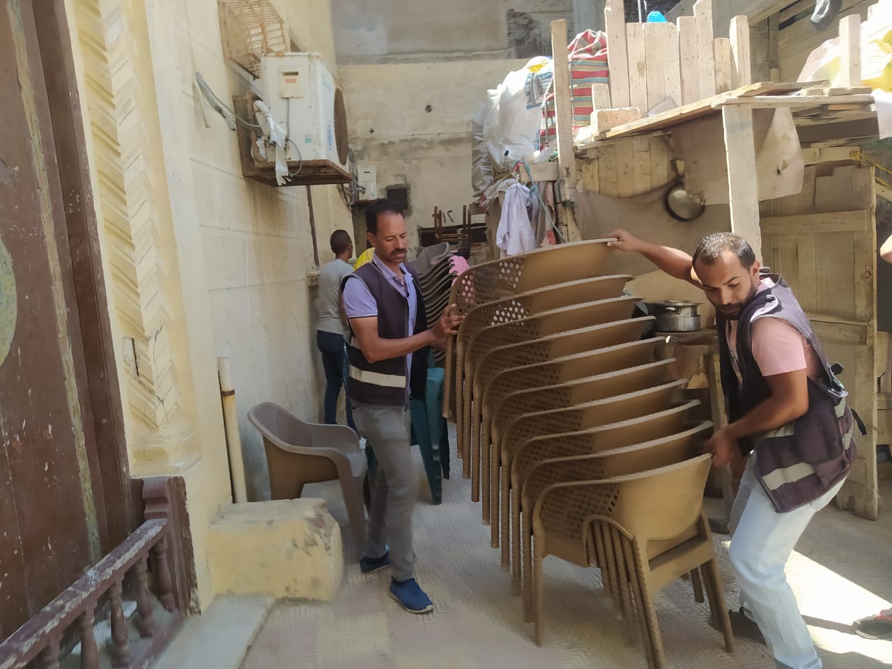 حملات لإزالة الإشغالات فى الإسكندرية 