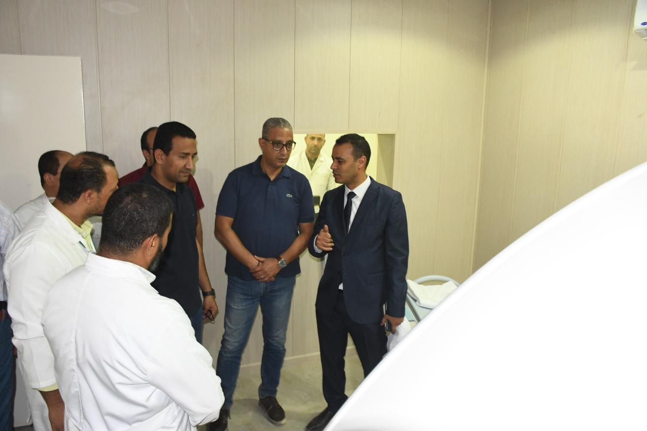 محافظ الفيوم يفتتح قسم الأشعة المقطعية الجديد بمستشفى أبشواي المركزي