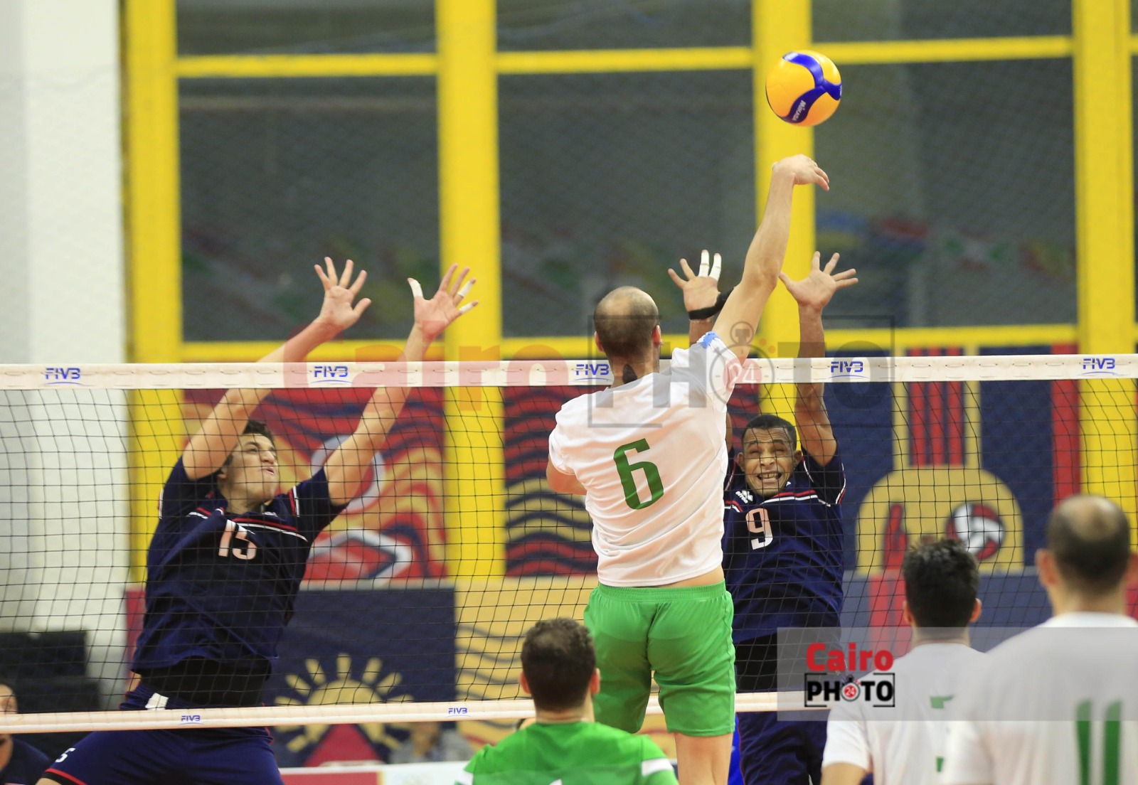 مباراة منتخب كرة الطائرة أمام الجزائر (17)