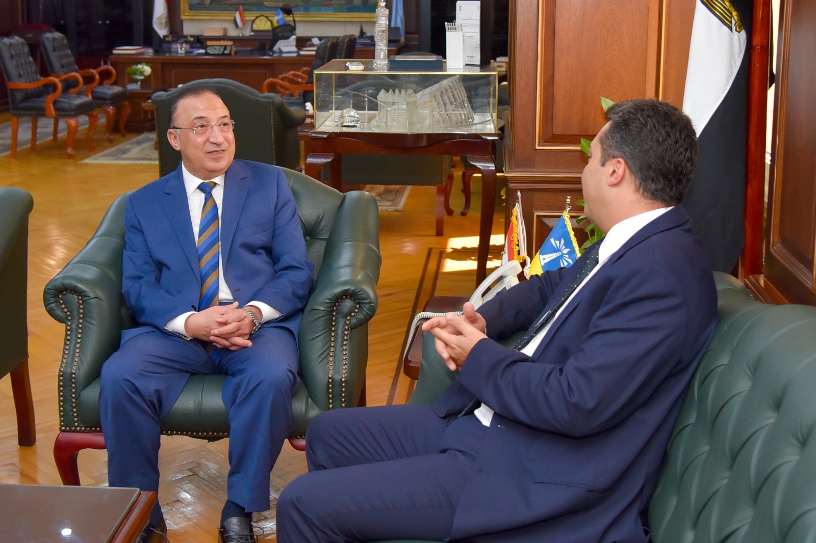 محافظ الإسكندرية يودع قنصل لبنان