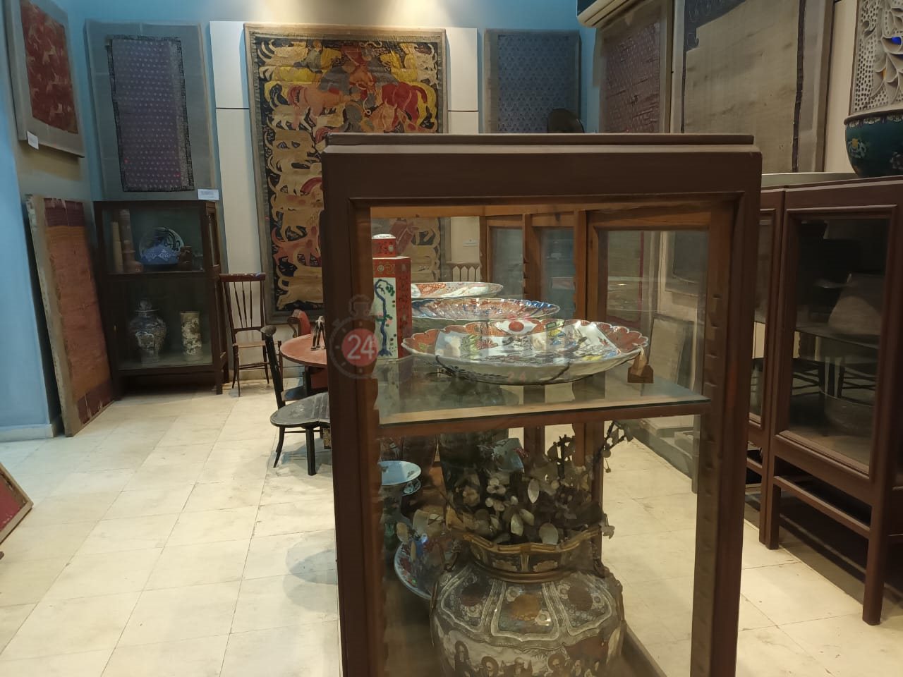 القاهرة 24 داخل متحف كلية الفنون التطبيقية جامعة حلوان (7)