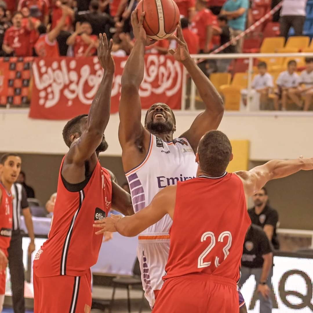 مباراة سلة الأهلي وبيروت (2)