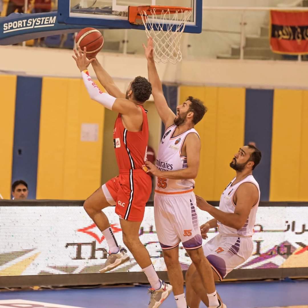 مباراة سلة الأهلي وبيروت (3)