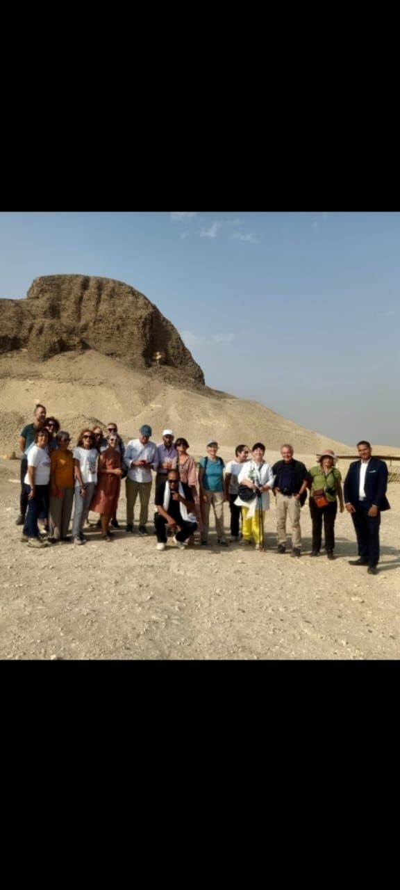 السياح اليوم