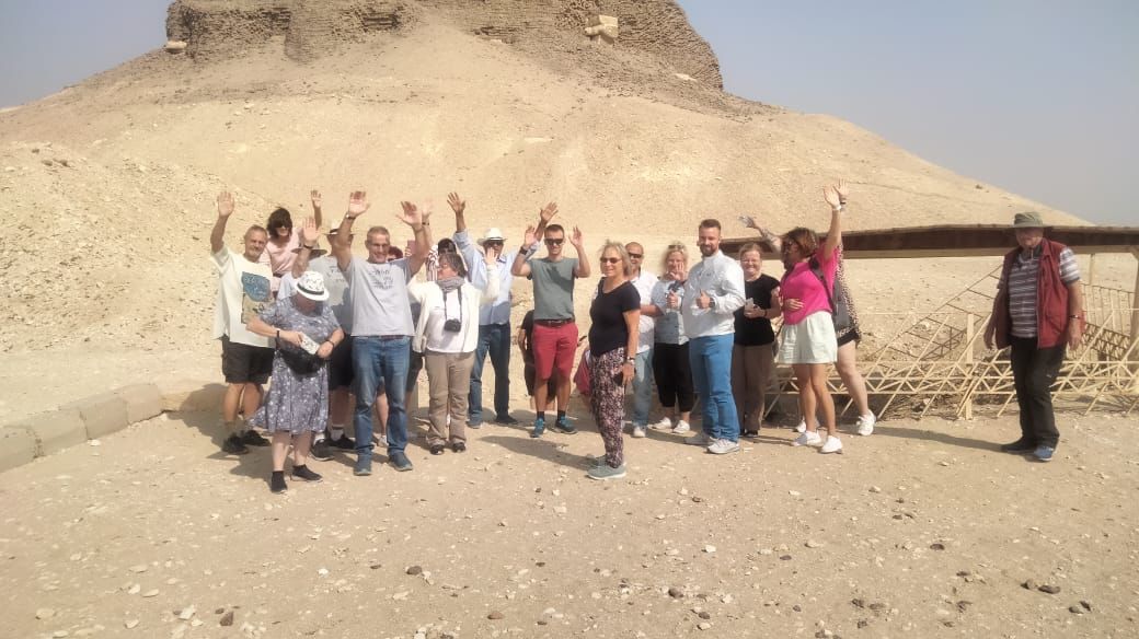 السياح اليوم