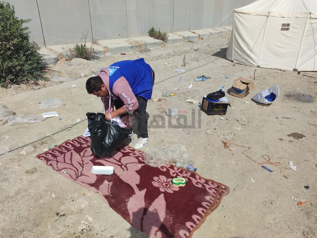 بدء رحيل المتطوعين من معبر رفح