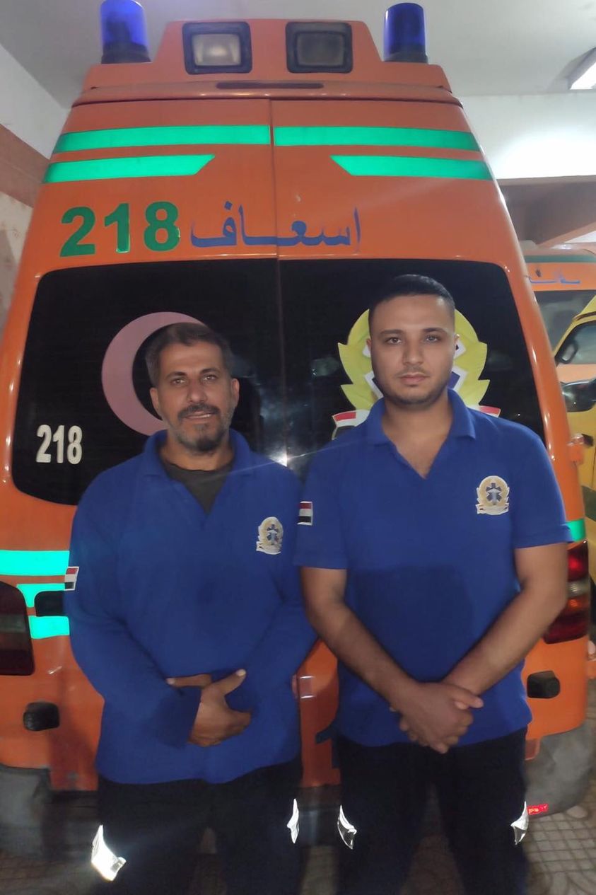 طاقم الإسعاف