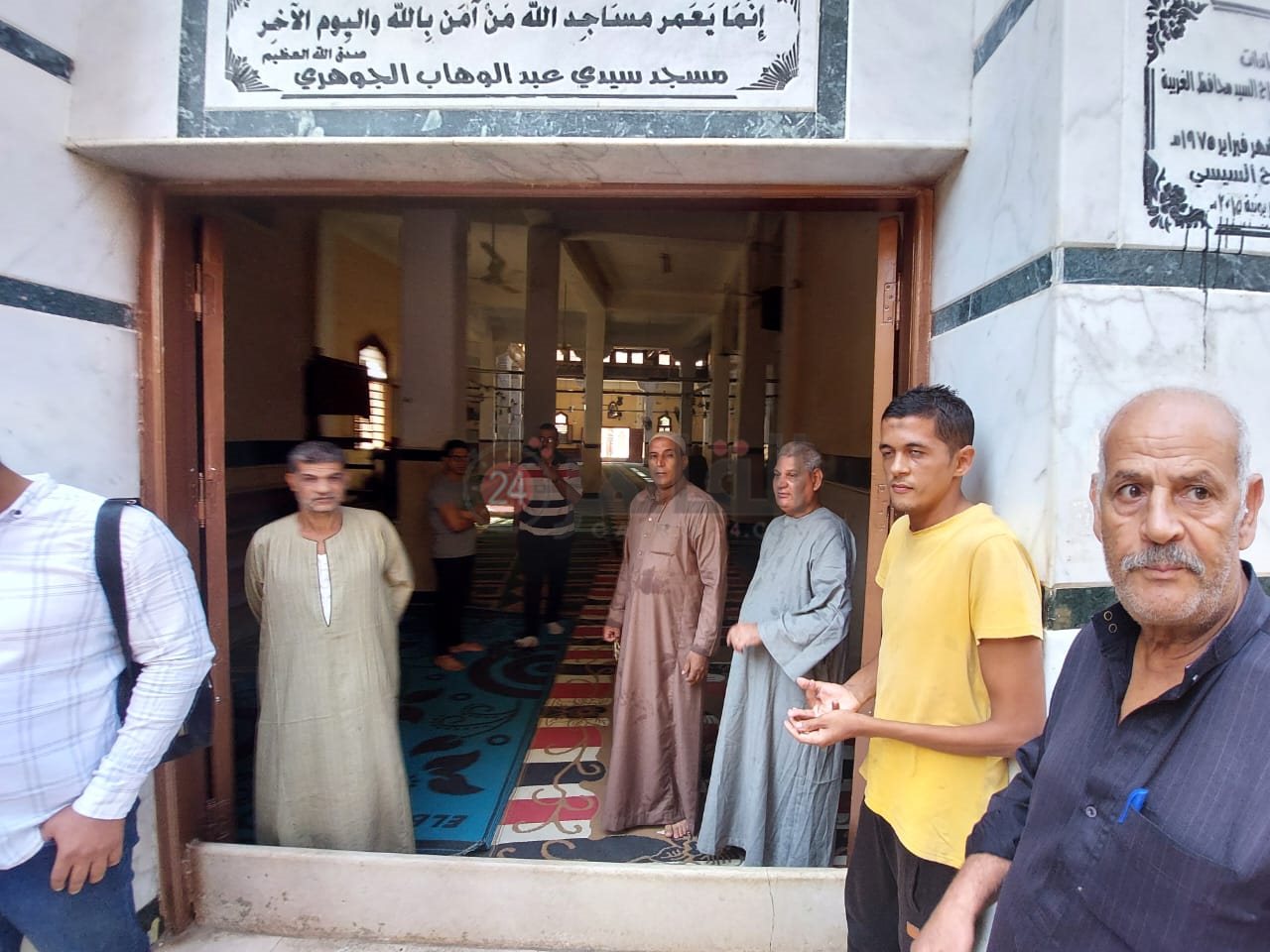 انتظار الأهالي