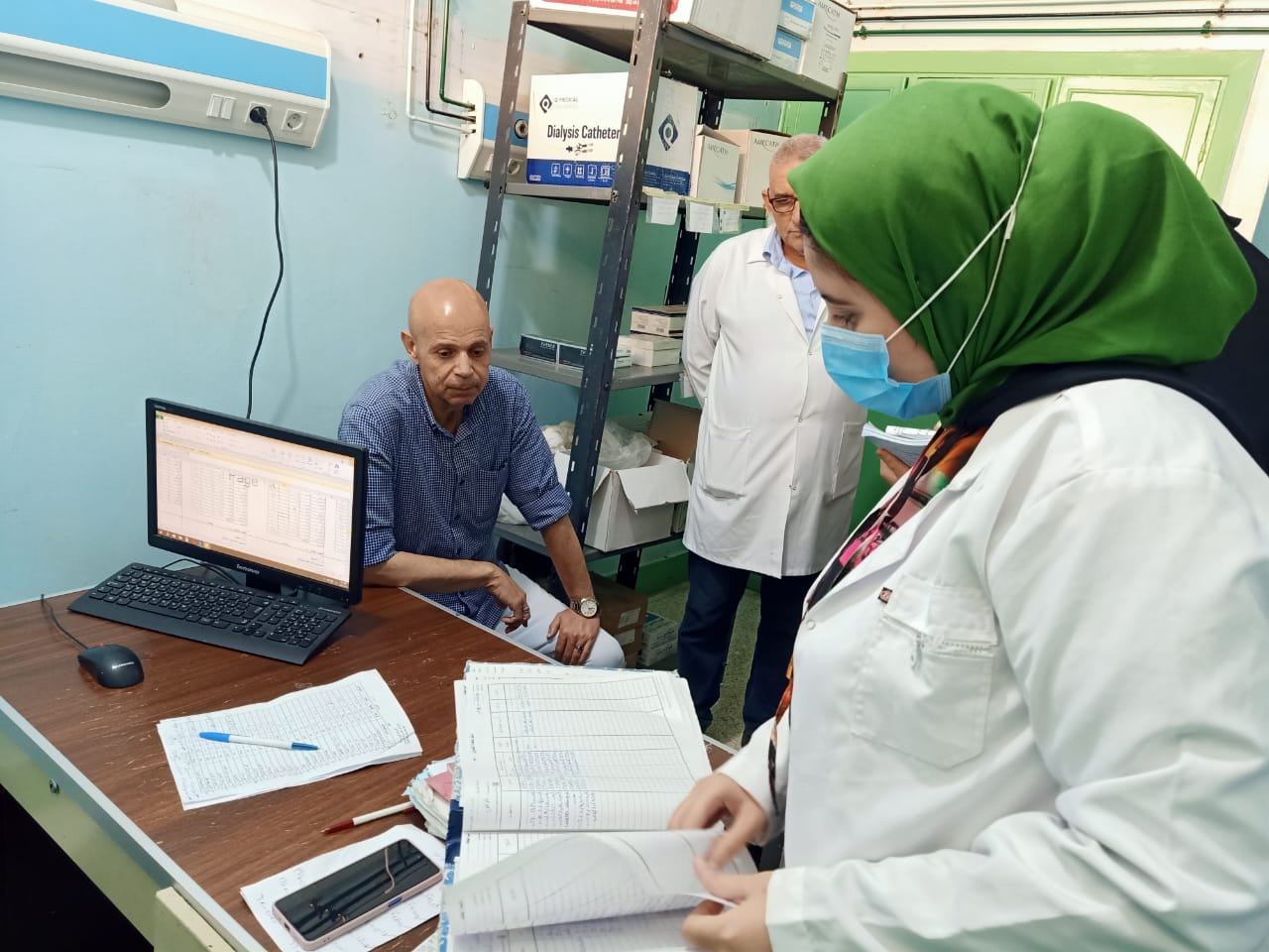 جولة وكيل الوزارة في المستشفى 03