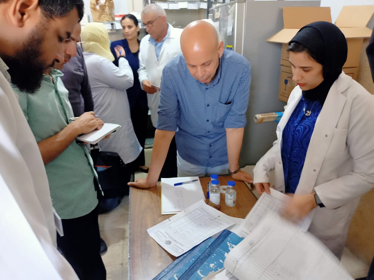 جولة وكيل الوزارة في المستشفى 04