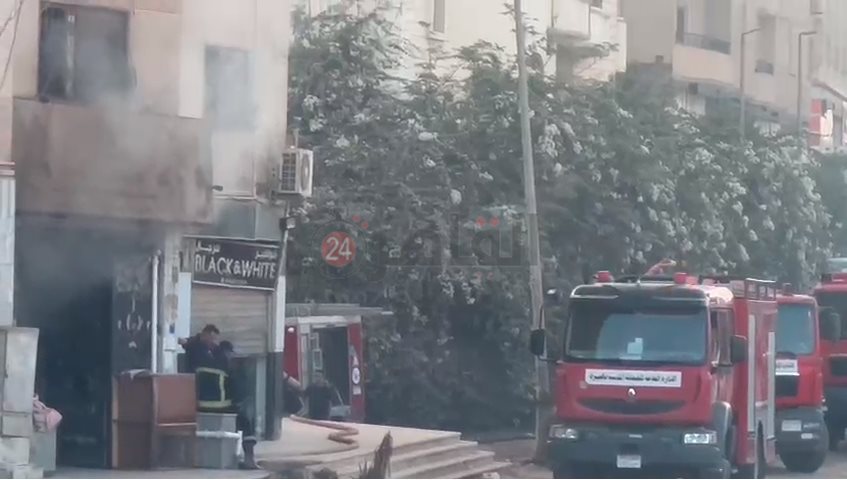 حريق مخزن اثاث حدائق الاهرام 3