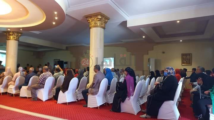 إعلان أسماء الفائزين في قرعة الحج بأسيوط- تصوير إيمان سمير 