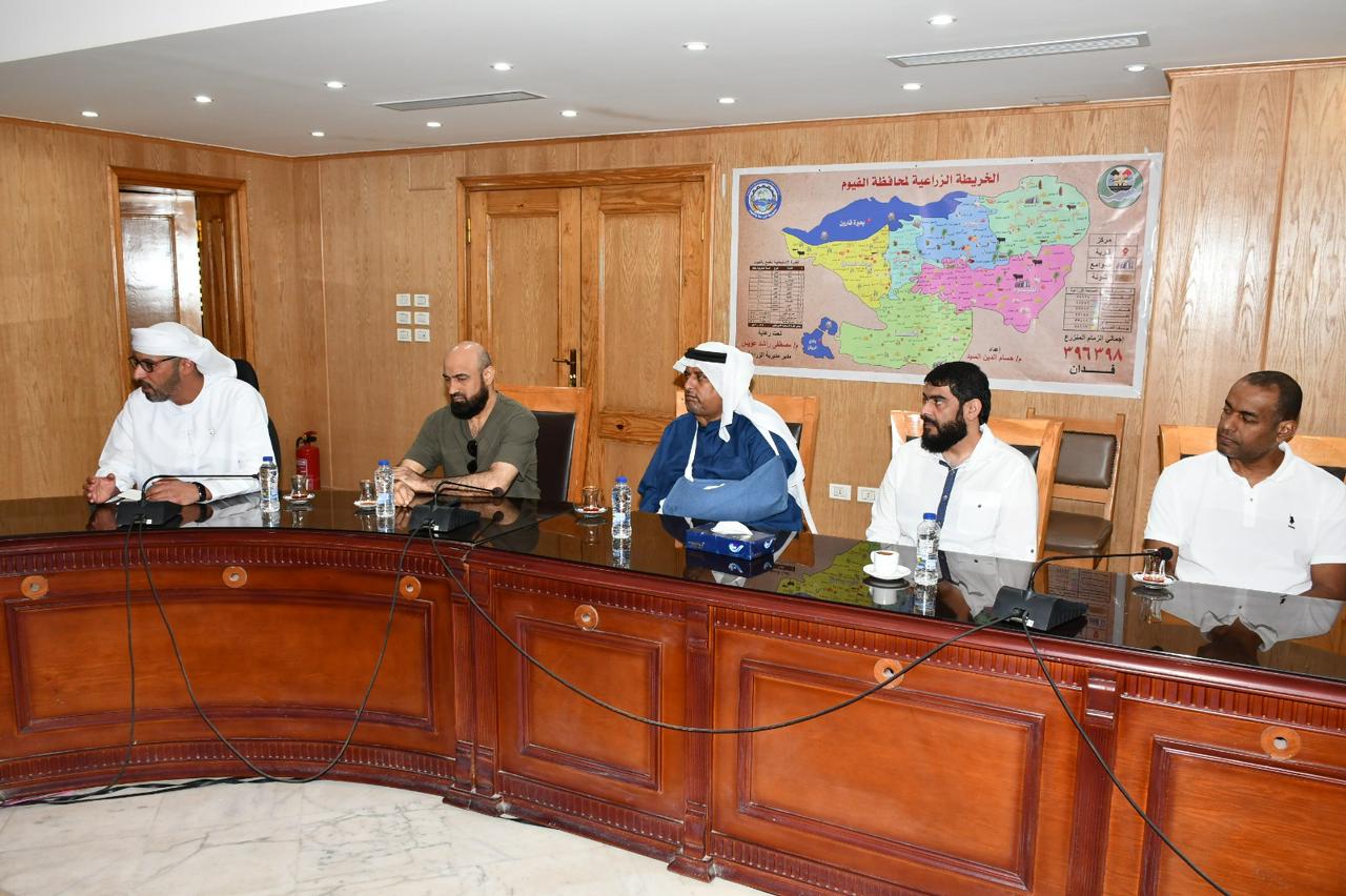 محافظ الفيوم يستقبل ممثلي 