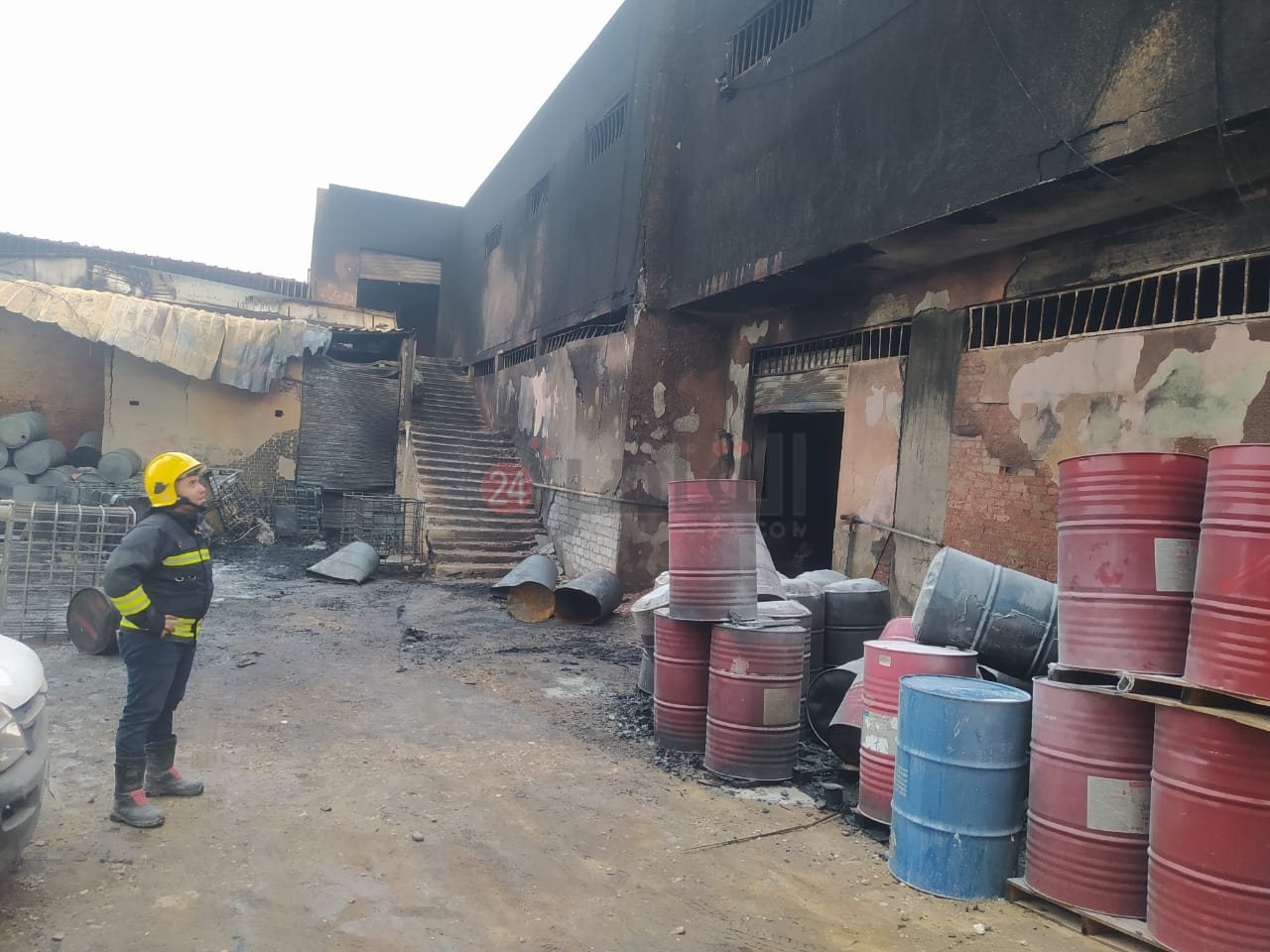 حريق مصنع مراتب بالبدرشين