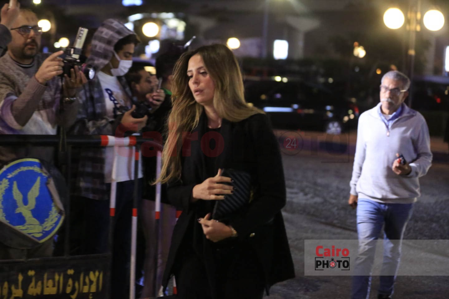 عزاء المنتجة ناهد فريد شوقي بمسجد الشرطة (5)