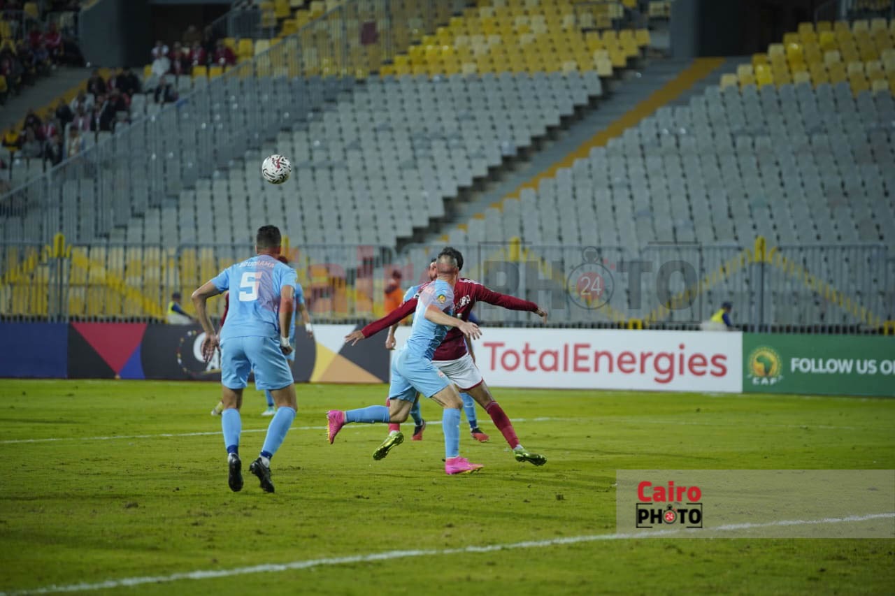 مباراة الأهلي وشباب بلوزداد (17)