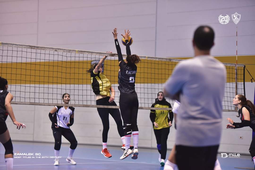 مباراة طائرة الزمالك وهليوبوليس (7)