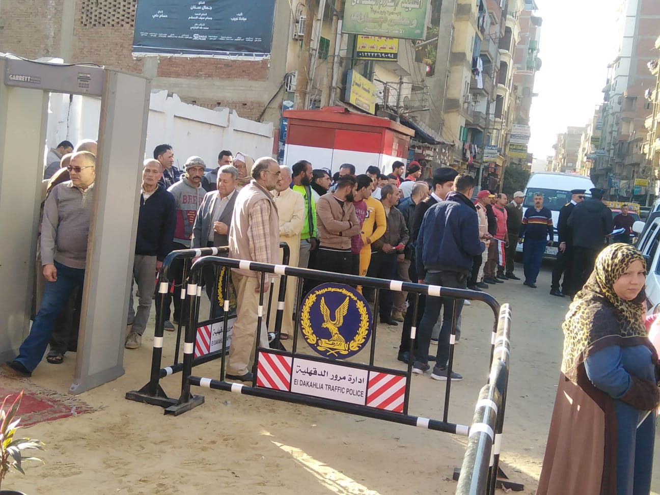 اقبال الناخبين على اللجان قبل انطلاق التصويت في الدقهلية (1)