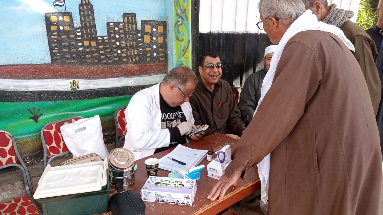 الفرق الطبية بلجان الانتخابات بالدقهلية