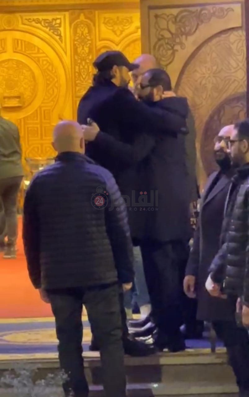 عزاء شقيق أحمد حلمي (2)