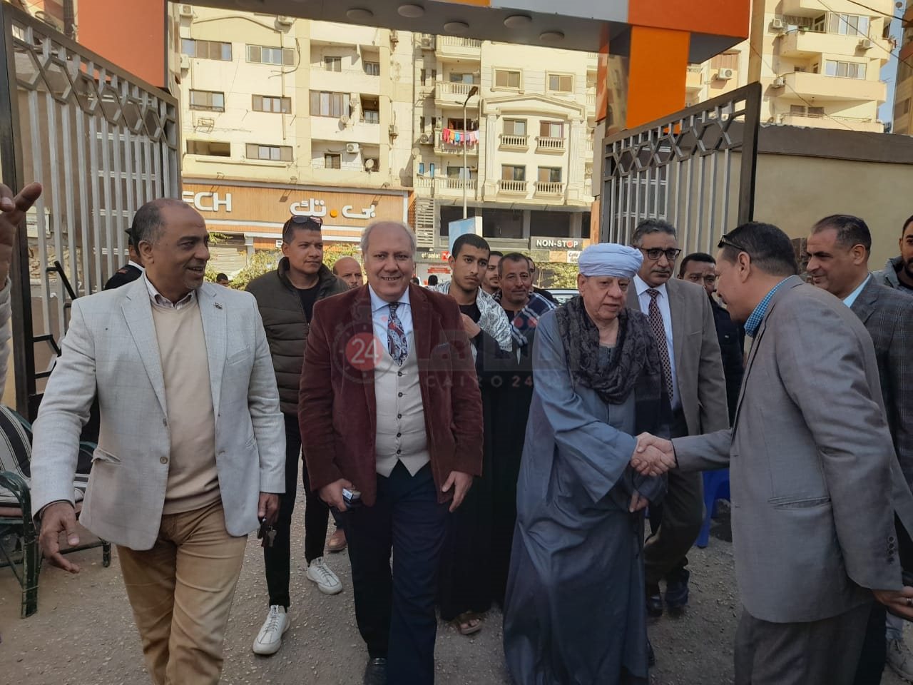 الشيخ ياسين التهامي يدلي بصوته في الانتخابات الرئاسية بلجنة الوافدين بأسيوط