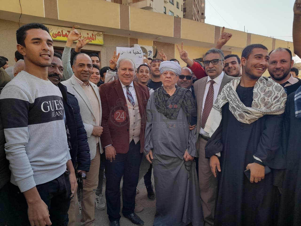 الشيخ ياسين التهامي يدلي بصوته في الانتخابات الرئاسية بلجنة الوافدين بأسيوط