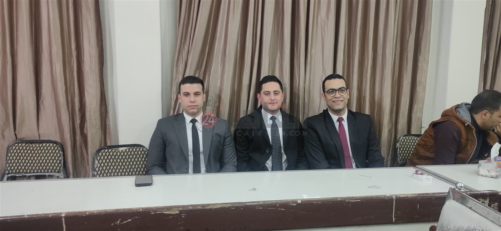 المستشارين 01