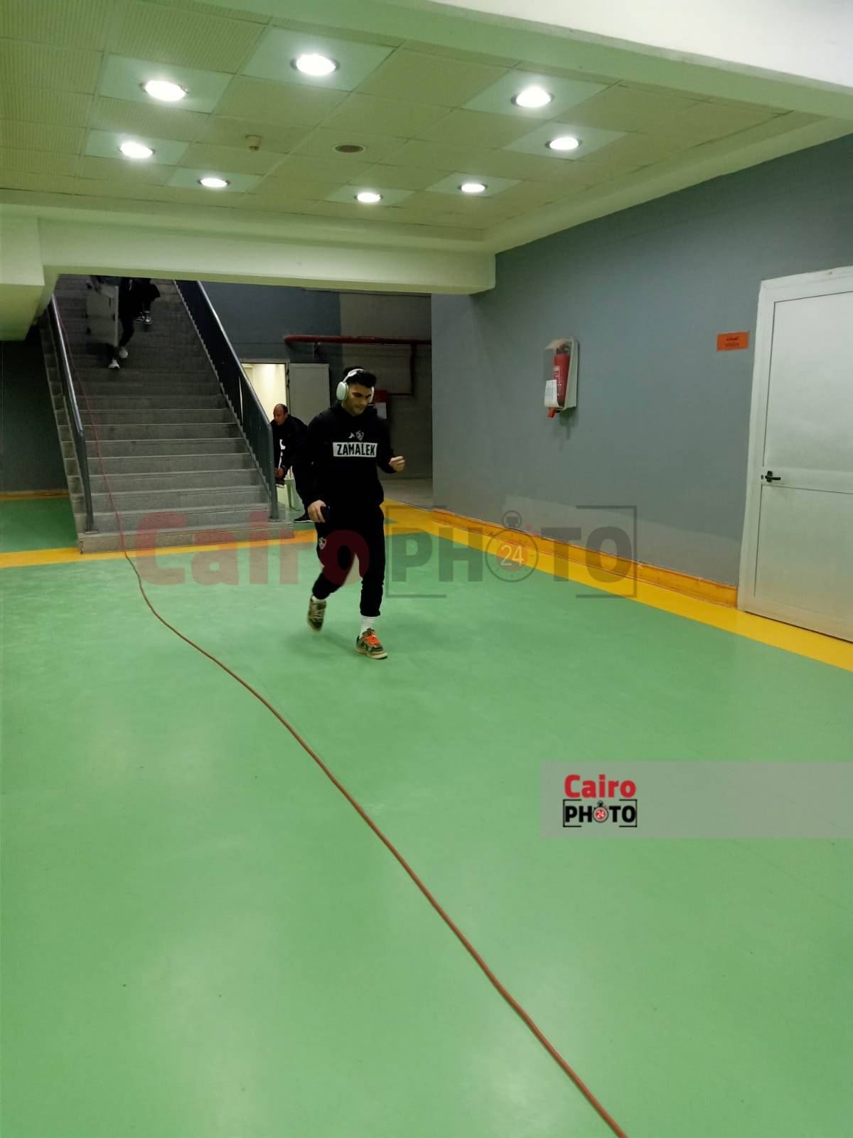 وصول فريق الزمالك لملعب برج العرب (3)