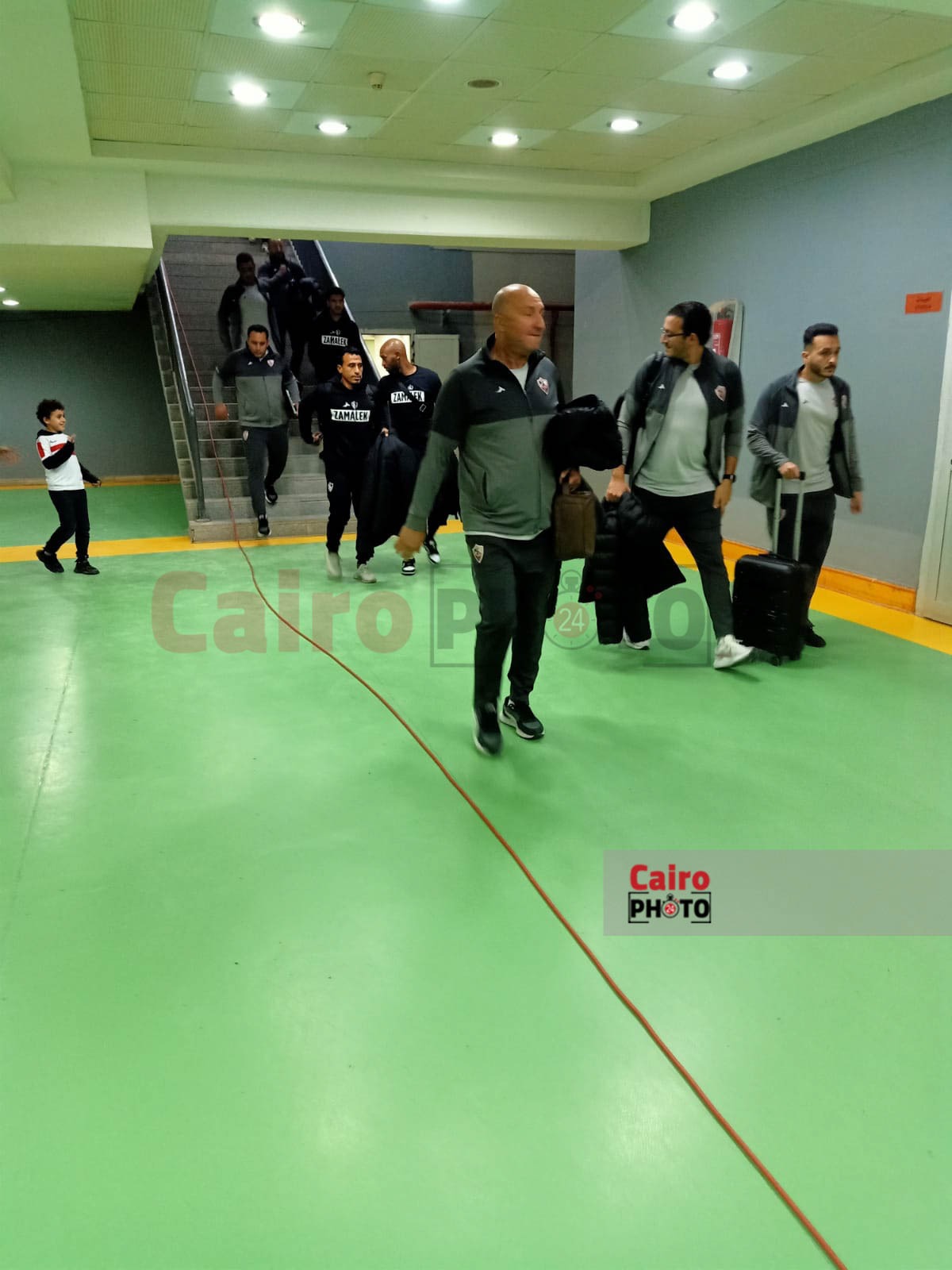 وصول فريق الزمالك لملعب برج العرب (8)